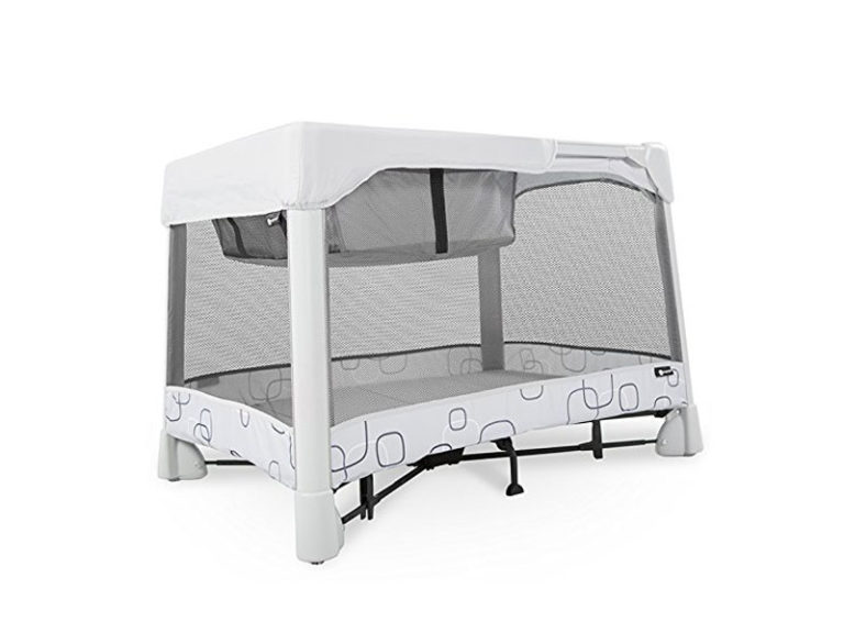 Bebeğiniz İçin Uygun 5 Park Yatağı Bebek Aktiviteleri