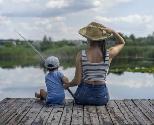 çocuklarla doğada yapılabilecek aktivite balık tutmak