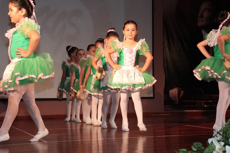 Özel Kadıköy Güzel Sanatlar Kursu