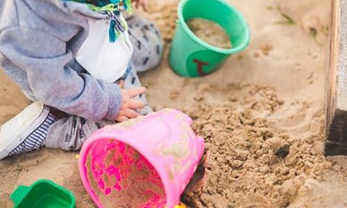 23 Aylık Bebek Gelişimi Hakkında Merak Ettikleriniz