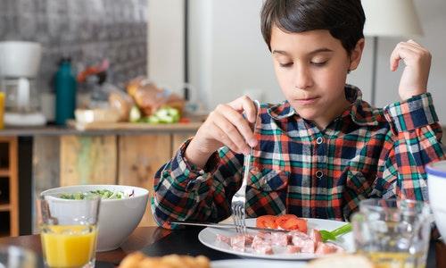 Çocuklarla Yeme Alışkanlıkları Hakkında Sorularınızı Uzmanlarımız Cevaplıyor
