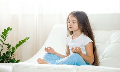 Çocuklar Ne Zaman Yogaya Başlayabilir? Nelere Dikkat Edilmelidir?